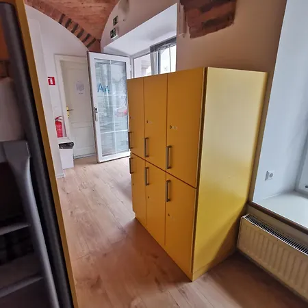 H2o Hostel